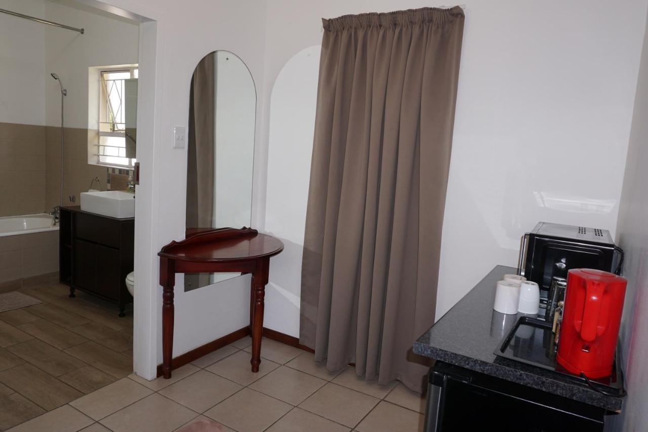 Sheba Rock Guesthouse Mbombela Bagian luar foto